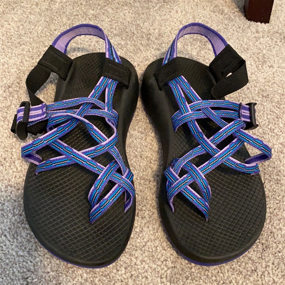 Excellent Condition ZX 2 Chacos size Women’s 7